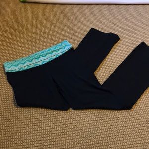 Women’s Rue 21 med black yoga pants